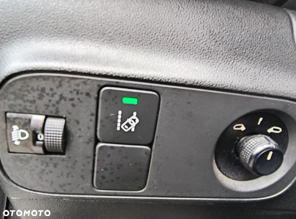 Citroën C3 1.2 PureTech GPF Shine S&S - 13