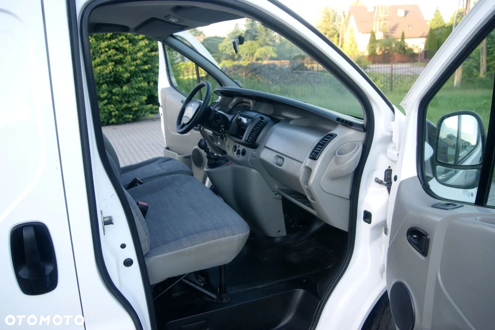 Renault TRAFIC - 27