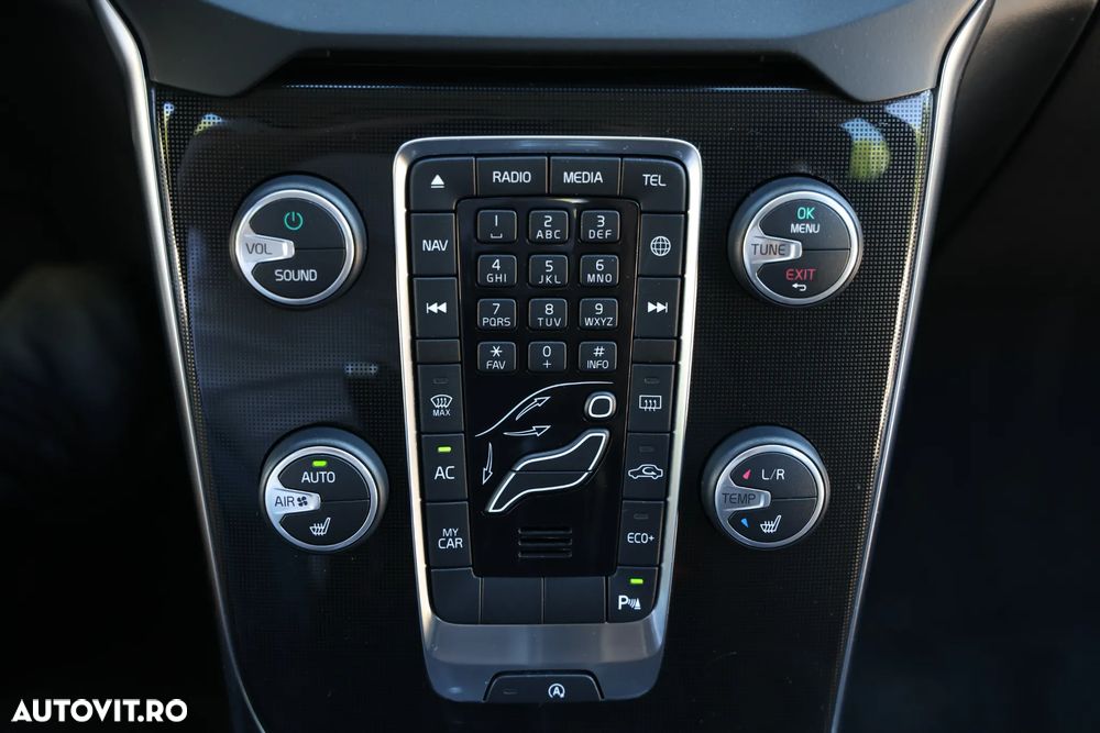 Volvo V40 - 22