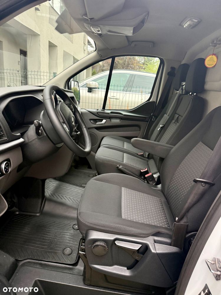 Ford Transit Custom - 26