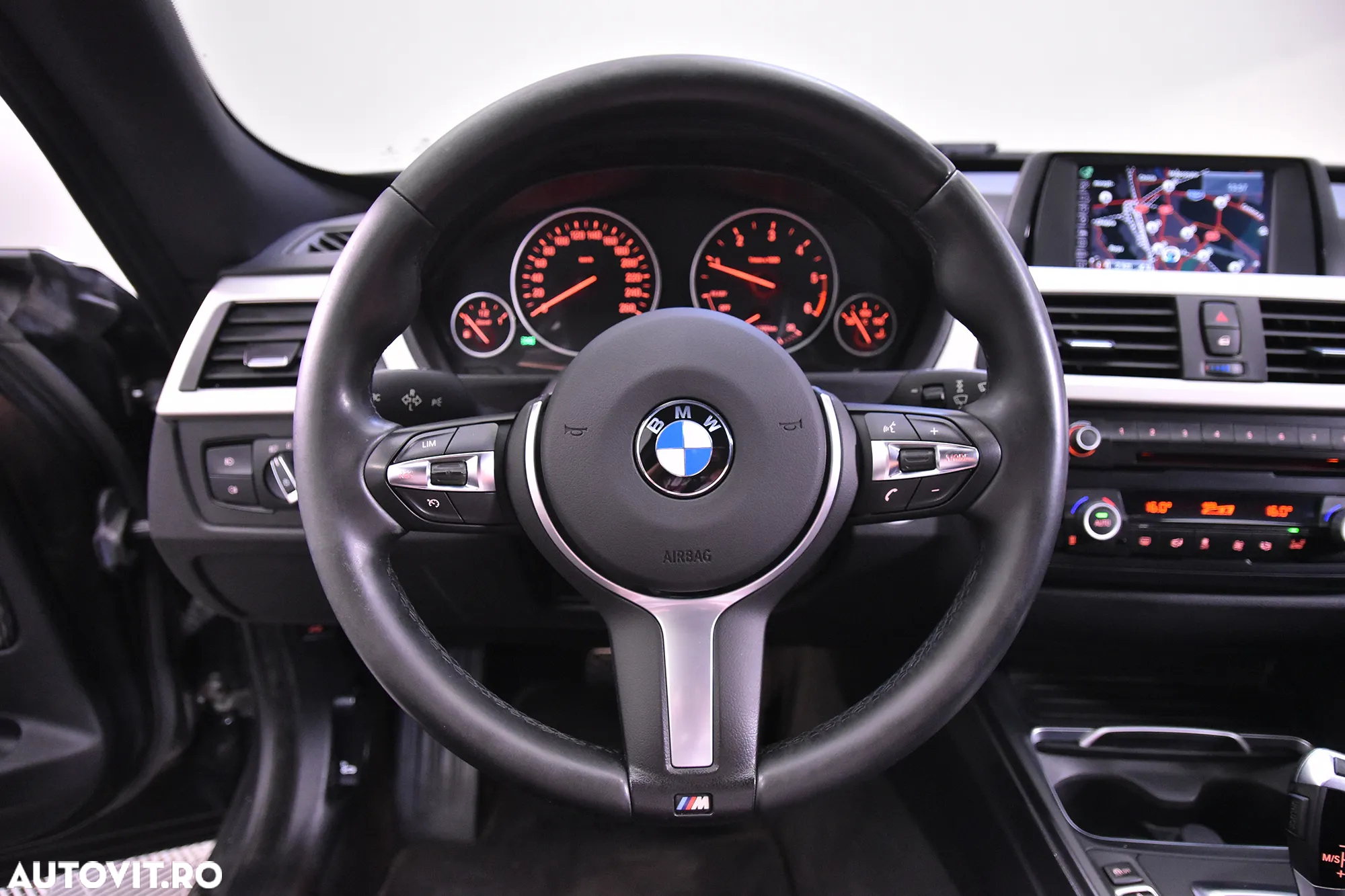 BMW Seria 3 320d GT Aut. - 16