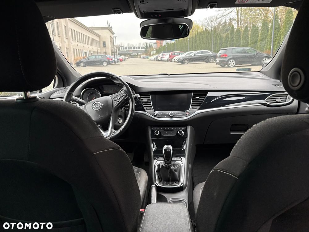 Opel Astra 1.4 T Dynamic - 10