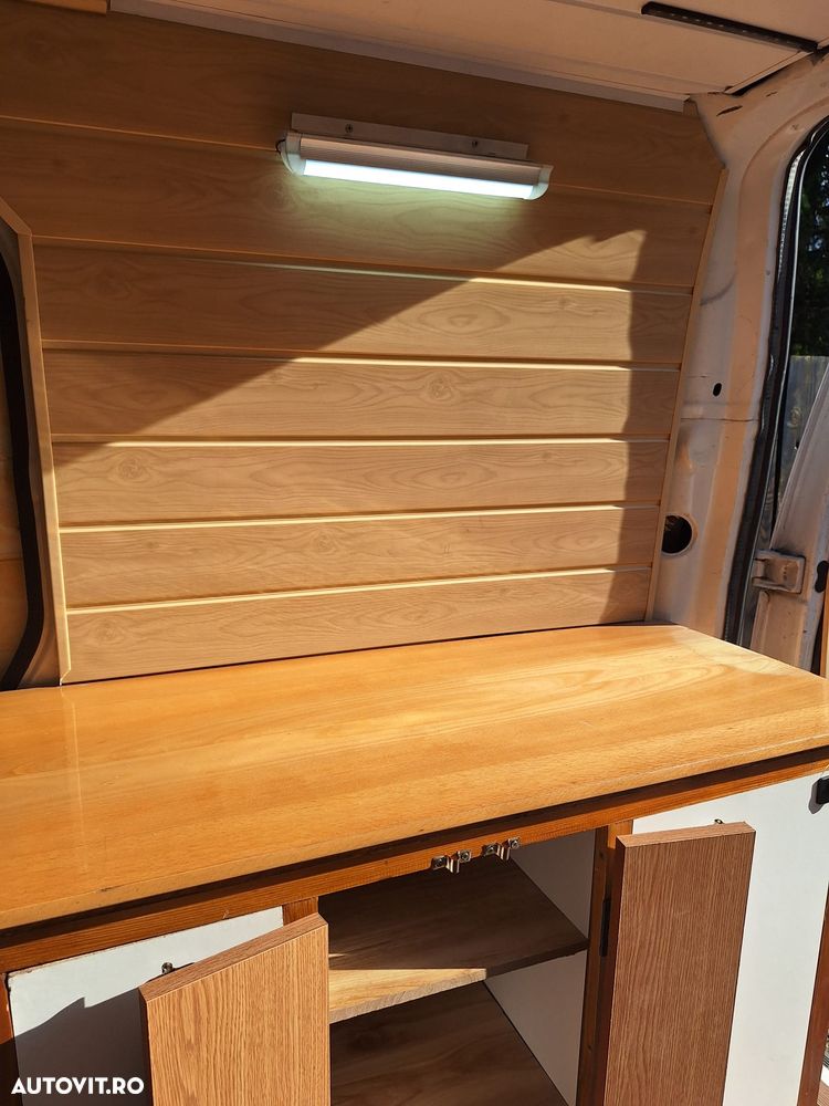 Ford Transit Connect - 20