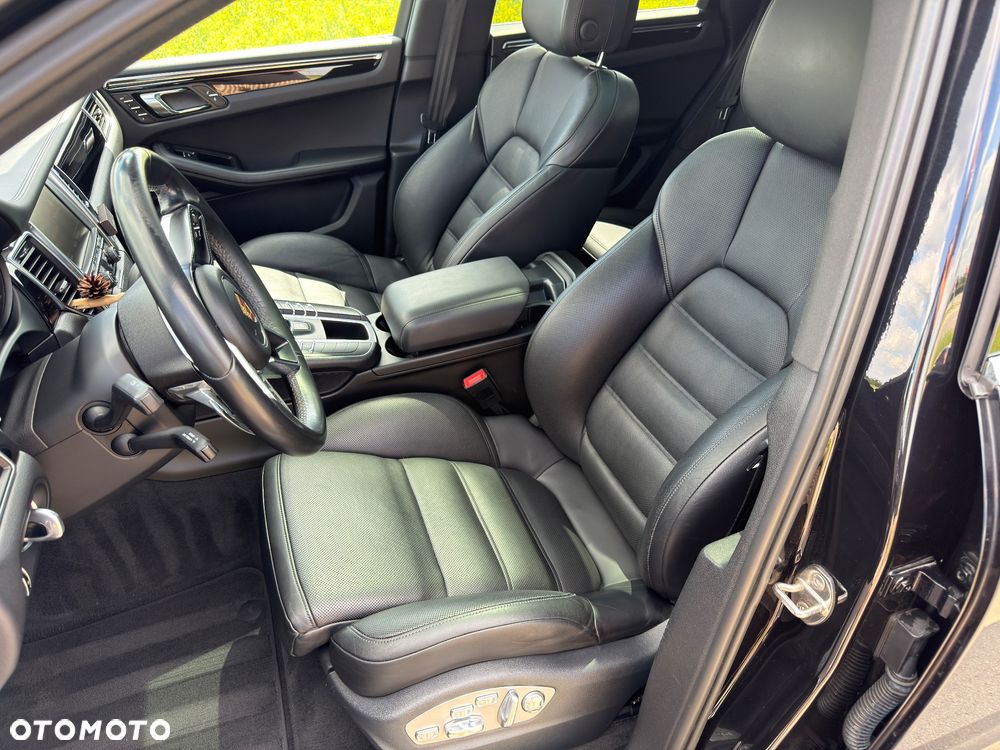 Porsche Macan S - 14