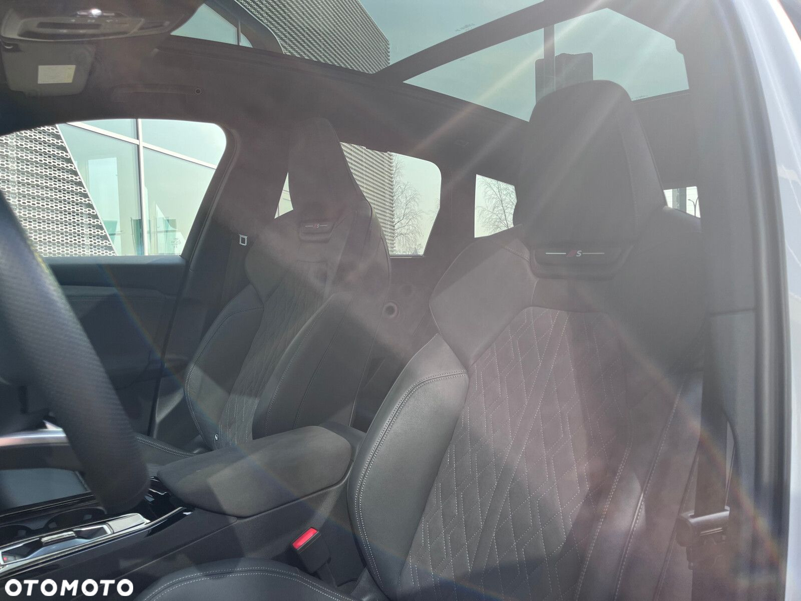 Audi Q6 e-tron - 11