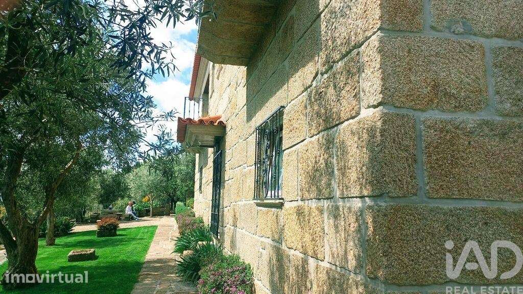 Casa / Villa T3 em São Lourenço de Ribapinhão de 180,00 m2 - Grande imagem: 3/21