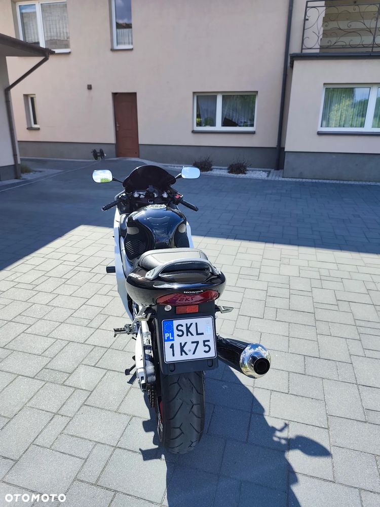 Honda CBR - 7