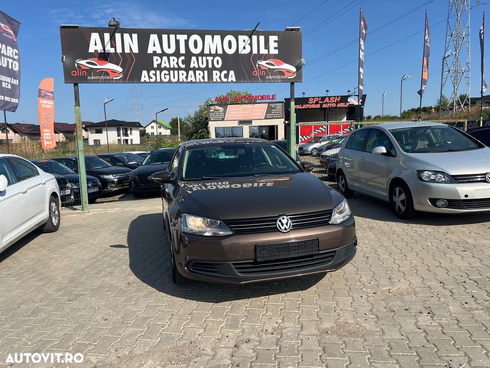 Volkswagen Jetta 1.2 TSI Comfortline - 1