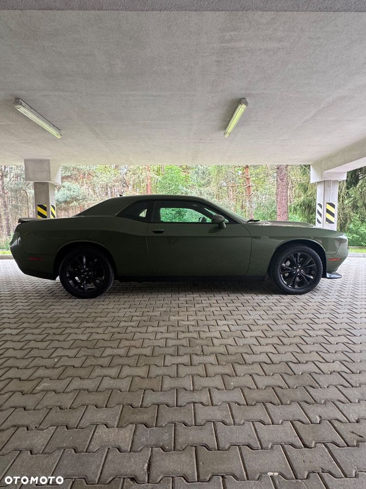 Dodge Challenger 3.6 GT Plus AWD - 12