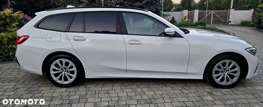 BMW Seria 3 320d M Sport - 8