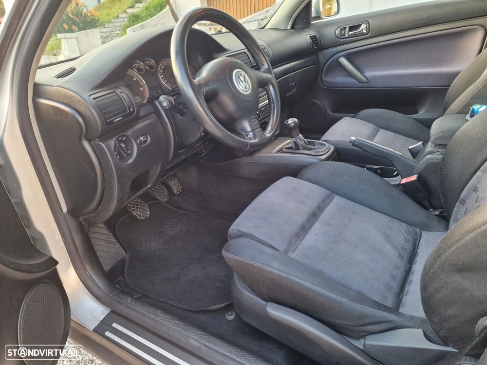VW Passat Variant 1.9 TDi Confortline - 7