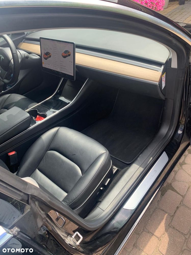 Tesla Model 3 Langstreckenbatterie Hinterradantrieb - 12