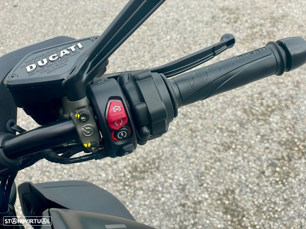 Ducati Diavel V4 - 10