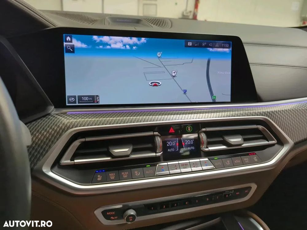 BMW X6 xDrive50i - 10
