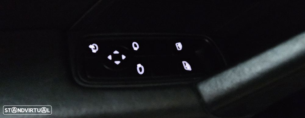 Porsche 911 Série F - 24