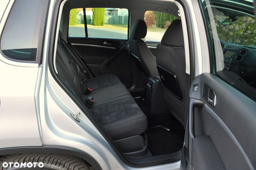 Volkswagen Tiguan - 19