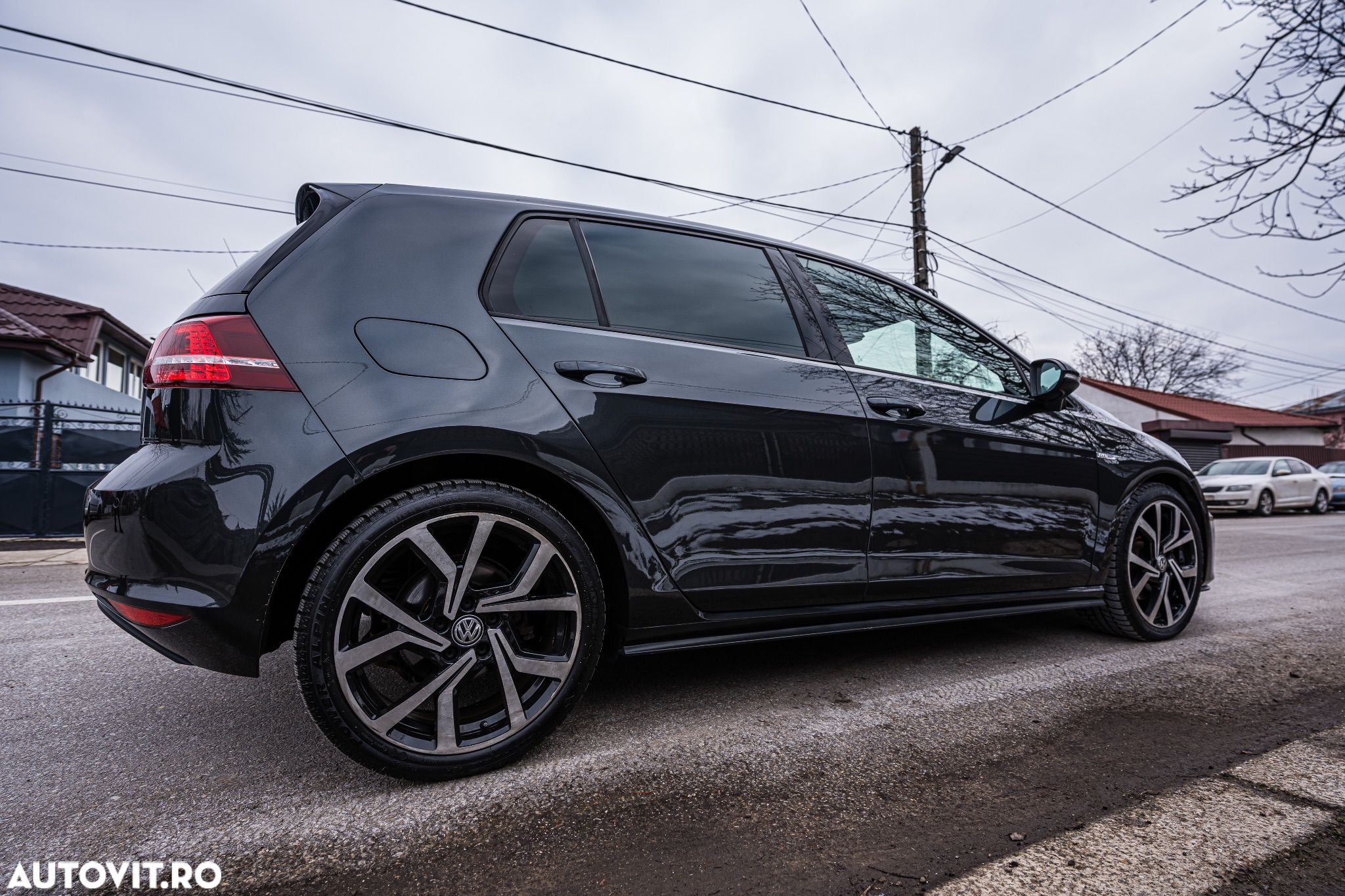 Volkswagen Golf 2.0 TDI GTD - 12