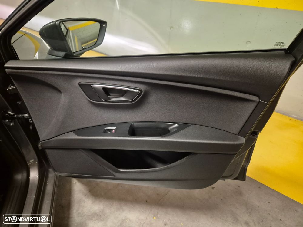 SEAT Leon ST 1.6 TDI Style Ecomotive - 37