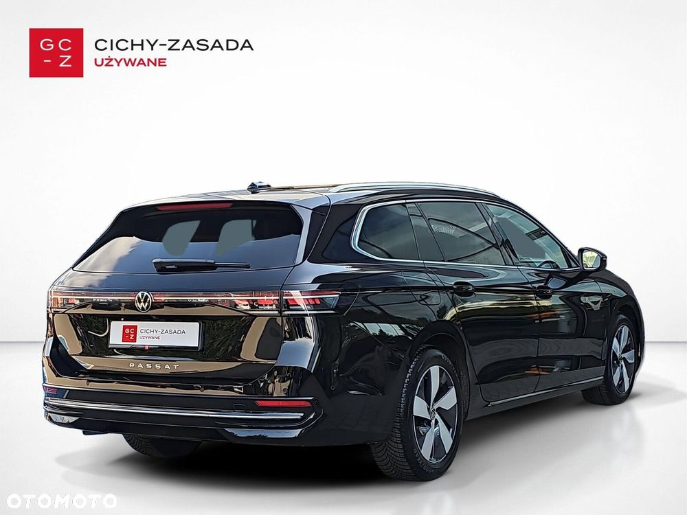 Volkswagen Passat - 6
