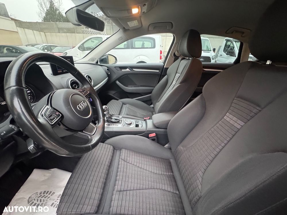 Audi A3 2.0 TDI ack S tronic - 12