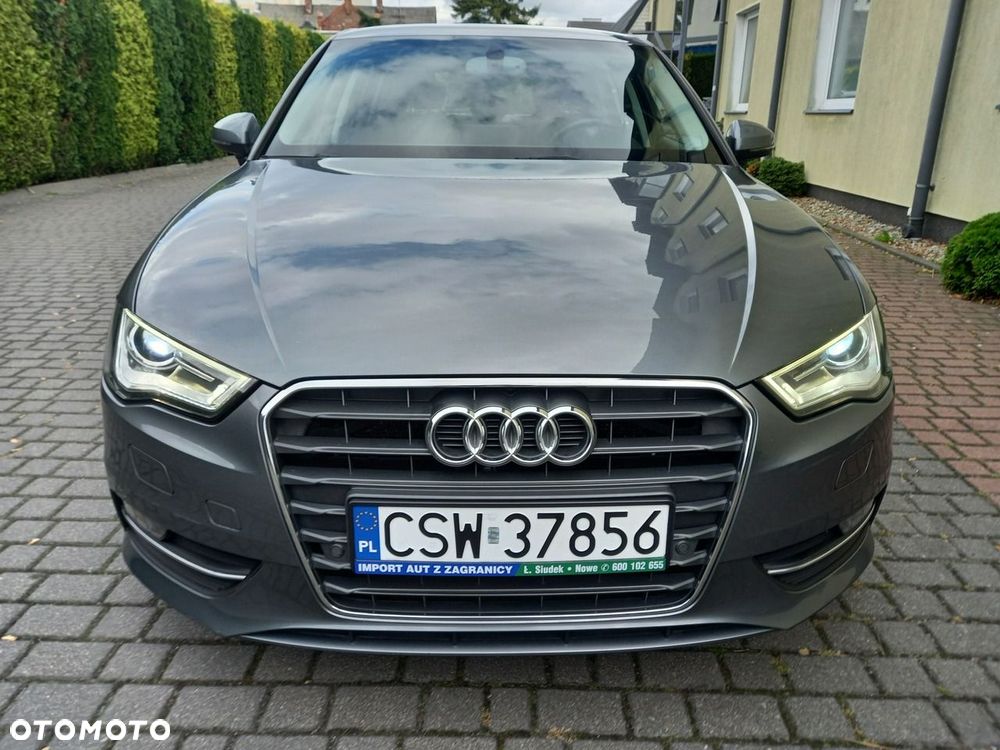 Audi A3 Sportback 1.6 TDI DPF S line Sportpaket - 17