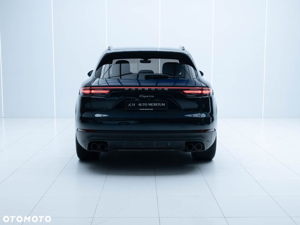 Porsche Cayenne - 12