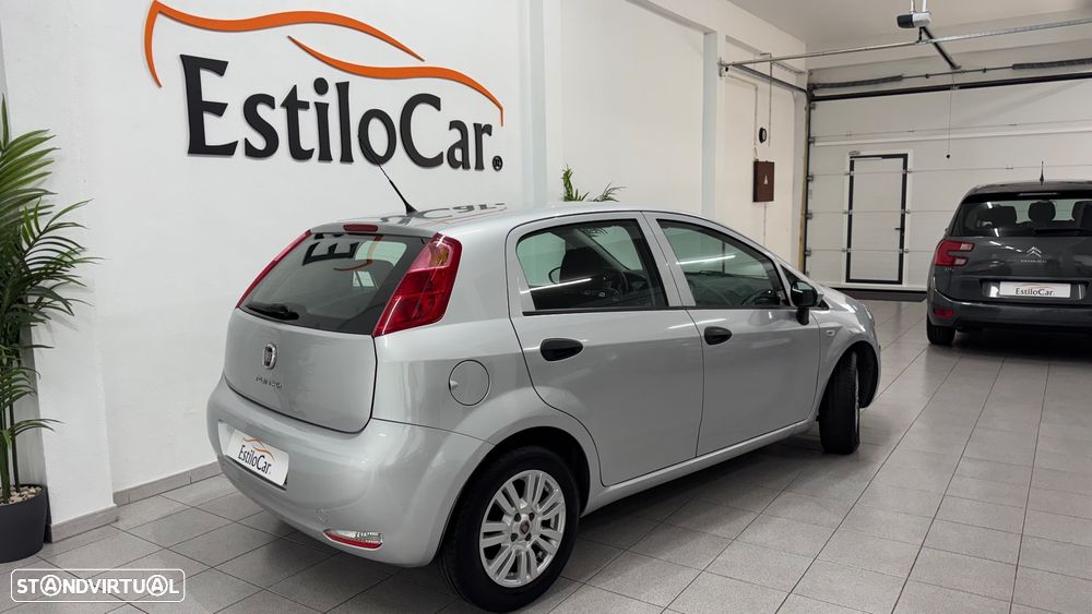 Fiat Punto 1.3 M-Jet Lounge S&S - 16