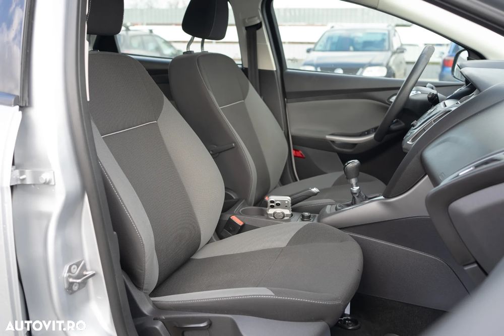 Ford Focus 1.6 TDCI DPF Champions Edition - 7