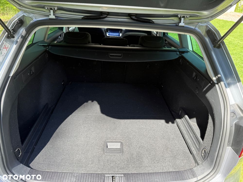 Volkswagen Passat Variant 1.5 TSI OPF DSG Business - 21