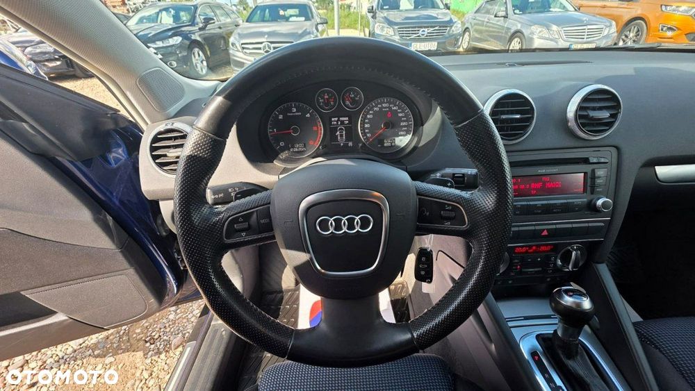 Audi A3 Sportback - 14