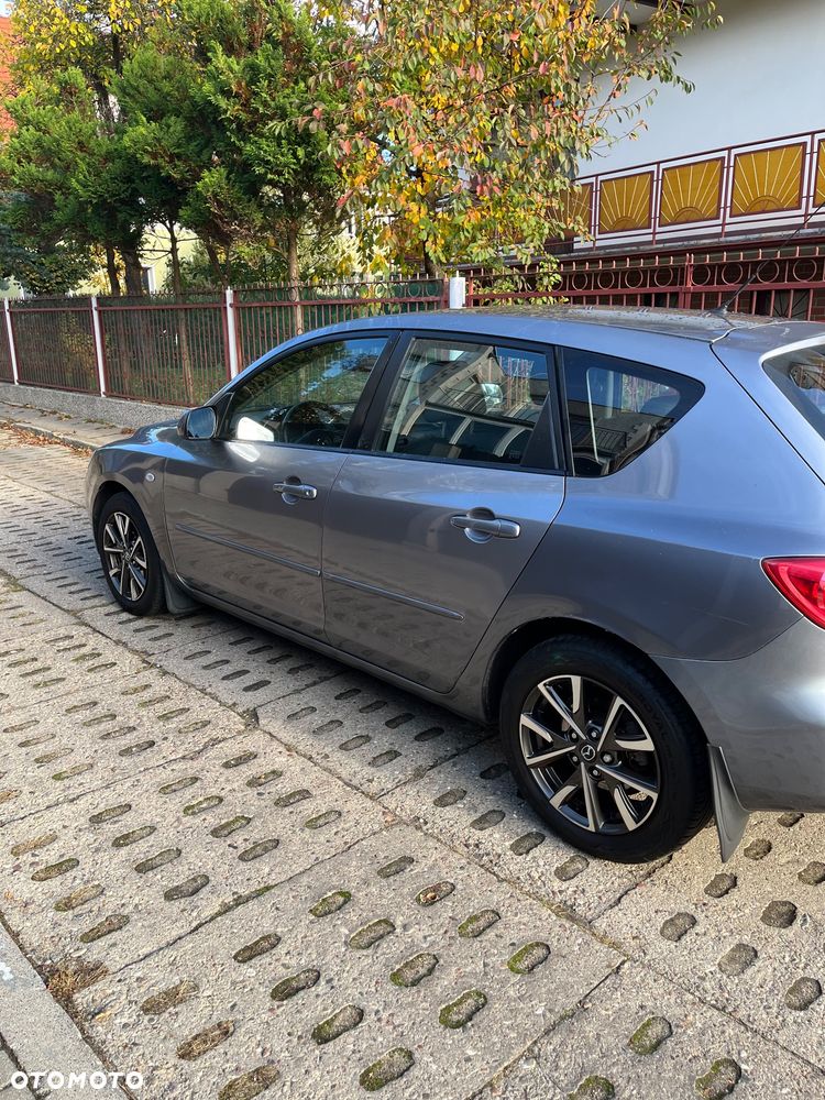 Mazda 3 - 4