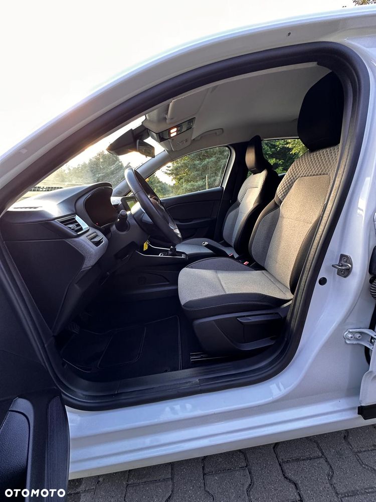 Renault Clio - 12