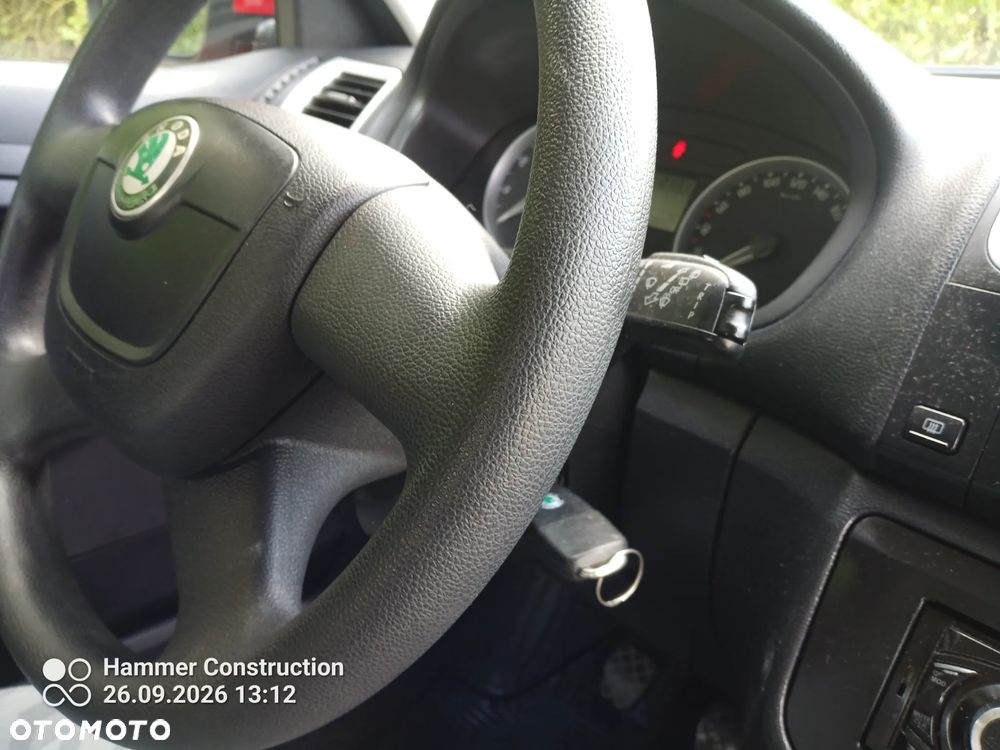 Skoda Fabia - 6