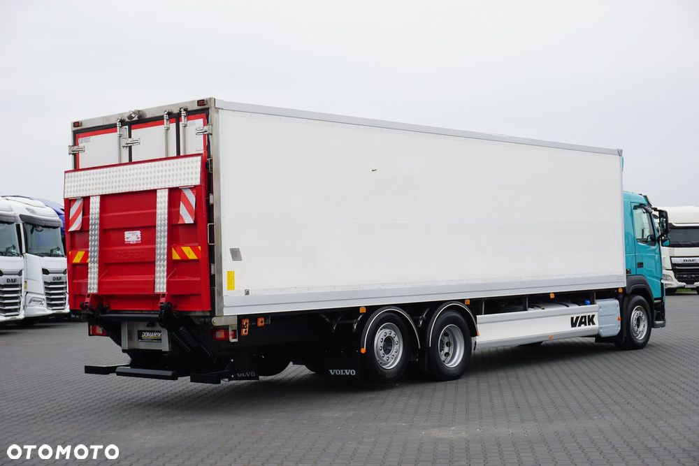 Volvo FM / 330 / E 6 / CHŁODNIA + WINDA / 23 PALETY / OŚ SKRĘTNA / DŁ 9,2 M - 5