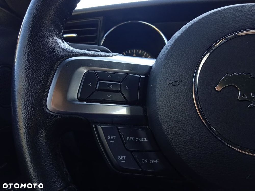 Ford Mustang 5.0 V8 GT - 15