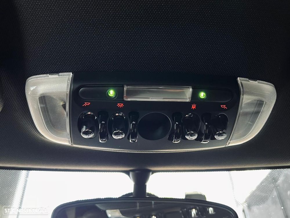 MINI 5 Portas One D - 32