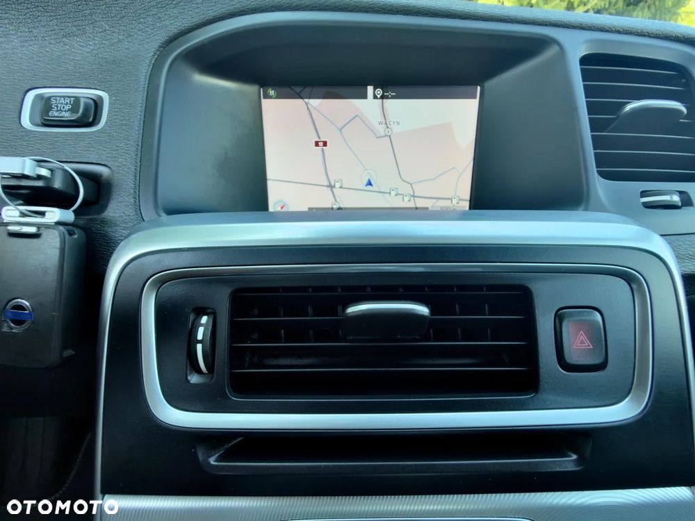 Volvo V60 T5 Geartronic Powershift RDesign - 28