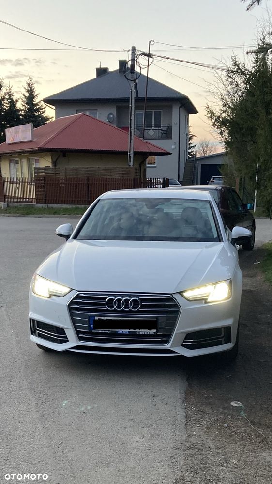 Audi A4 Limousine 1.4 TFSI Sport S tronic - 13