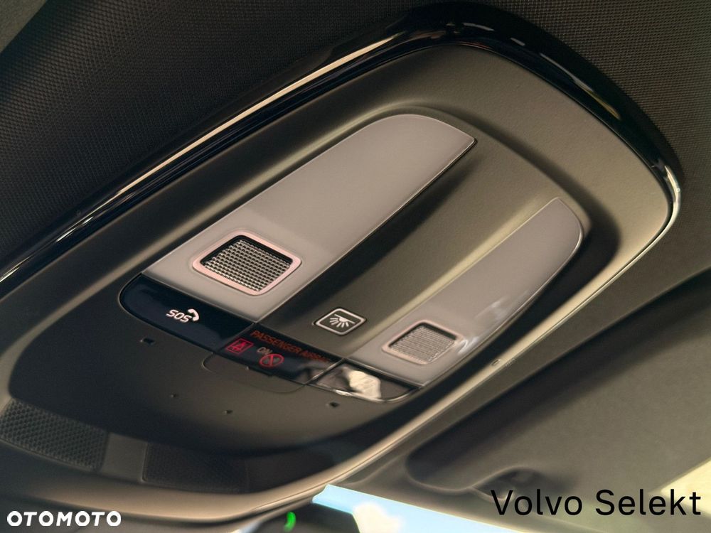 Volvo XC 60 - 30