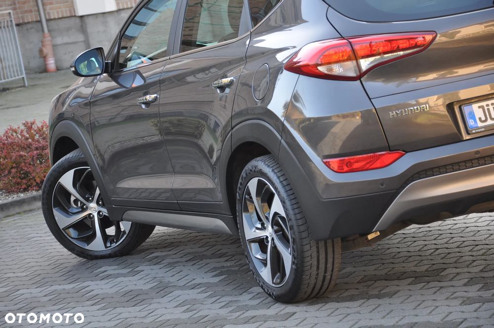 Hyundai Tucson 2.0 CRDI 2WD Style - 23