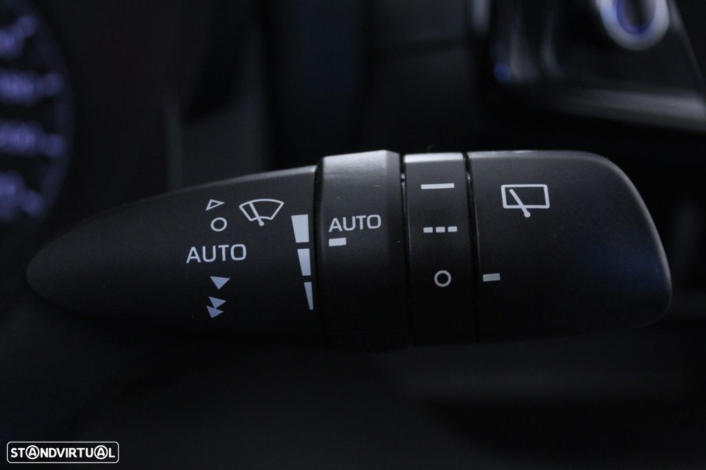 Toyota Yaris 1.0 VVT-i Comfort Plus - 25