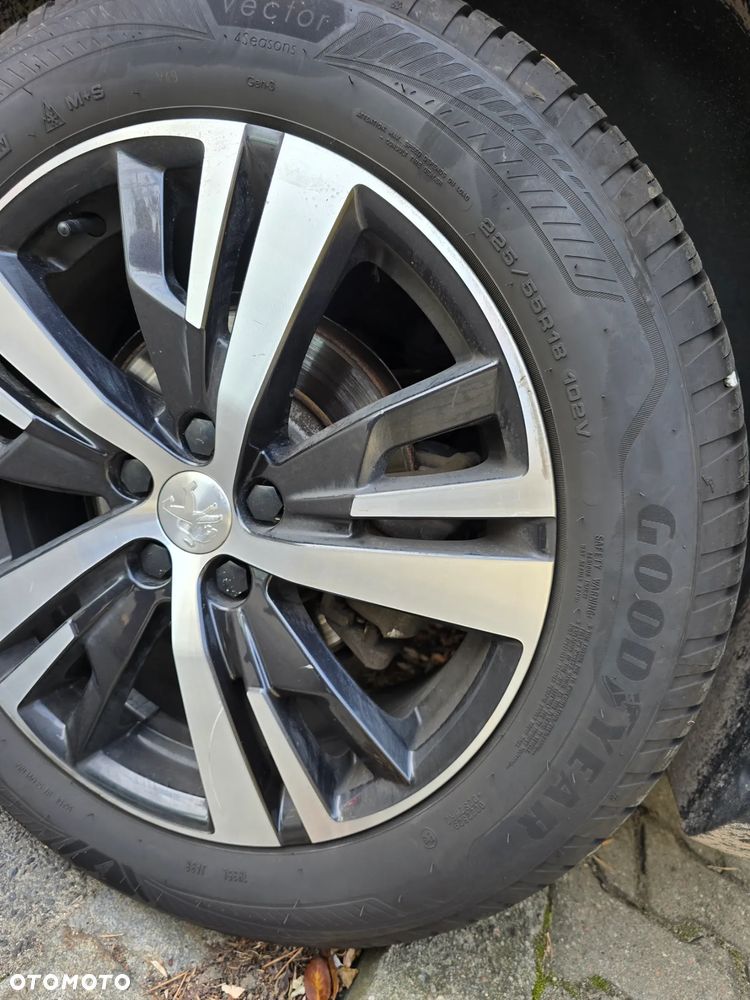 Peugeot 5008 THP 165 EAT6 Stop & Start Allure - 39