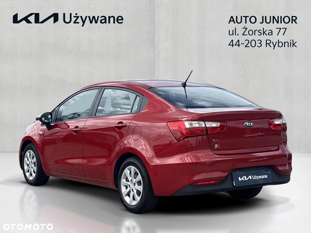 Kia Rio - 4
