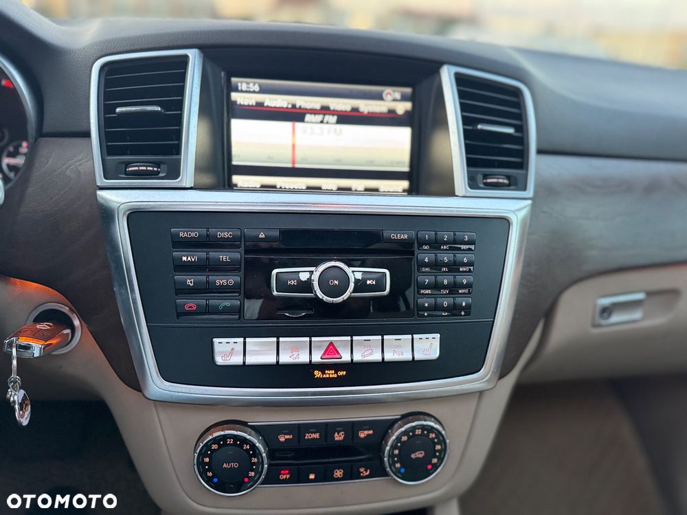 Mercedes-Benz ML 350 BlueTEC 4-Matic - 33