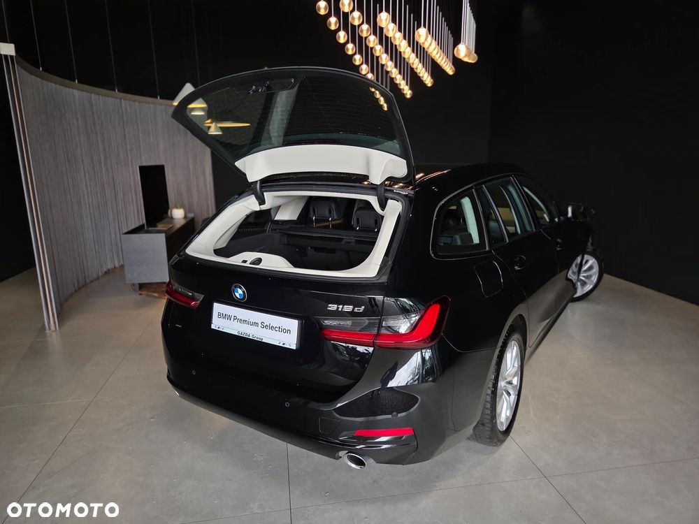 BMW Seria 3 318d MHEV Advantage - 23