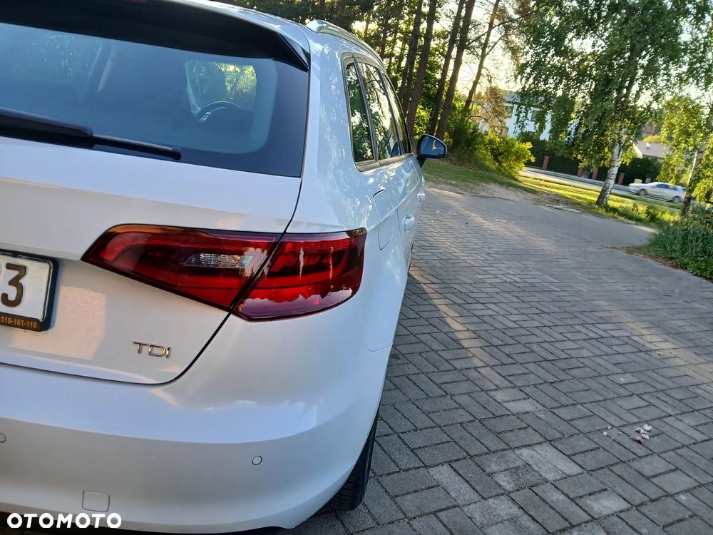 Audi A3 Sportback 1.6 TDI Attraction - 29
