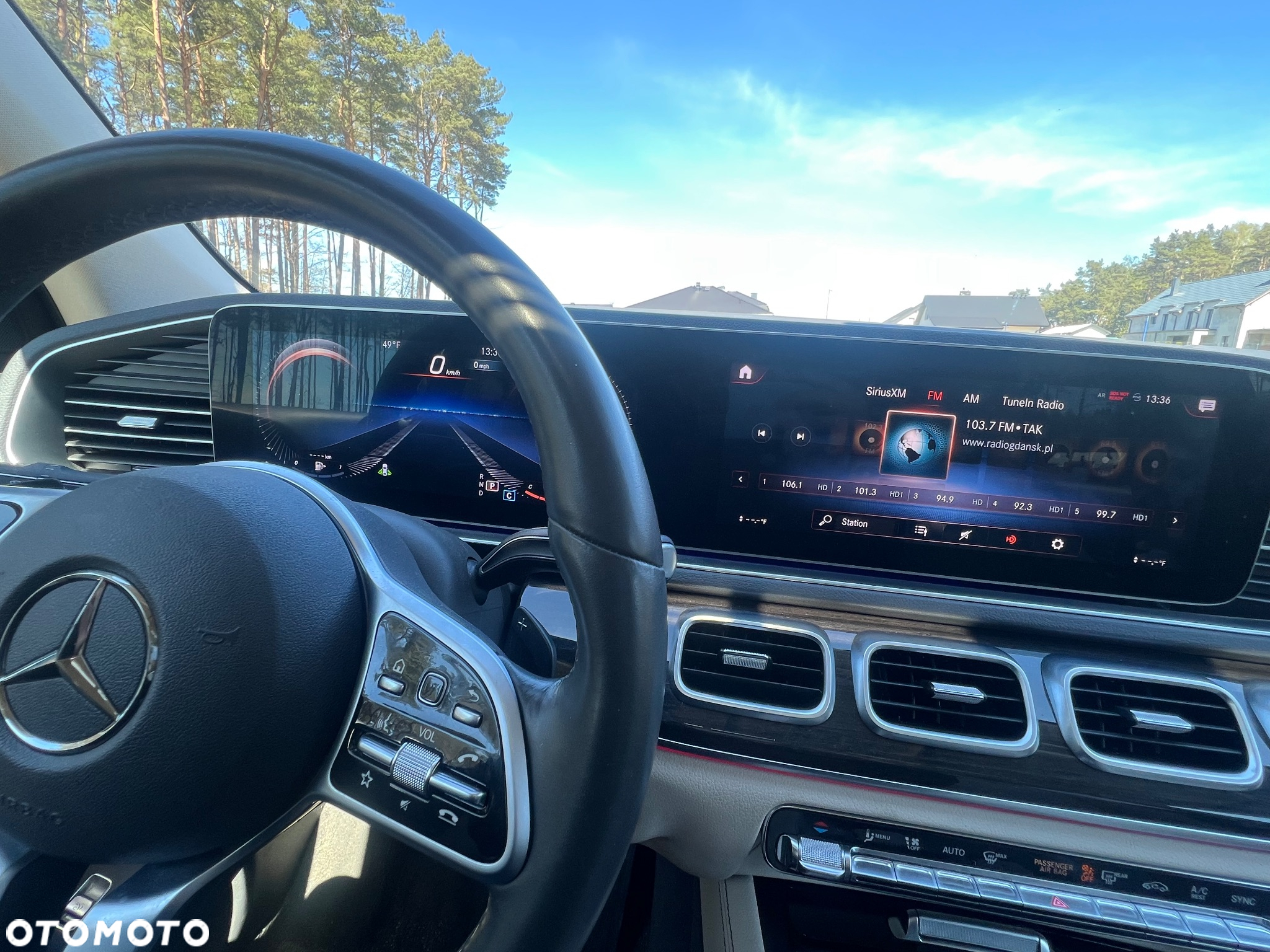 Mercedes-Benz GLE - 11