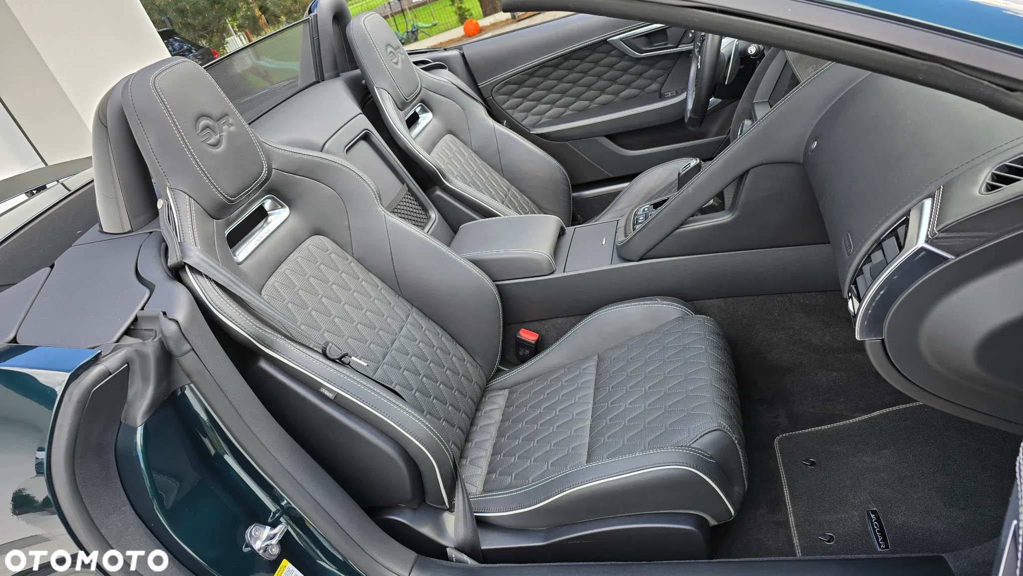 Jaguar F-Type SVR Cabriolet AWD - 14