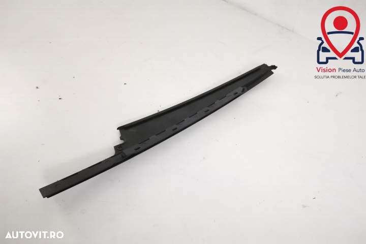 Ornament Stalp B Usa Stanga Fata Original In Stare Buna Jaguar  F-Pace - 6