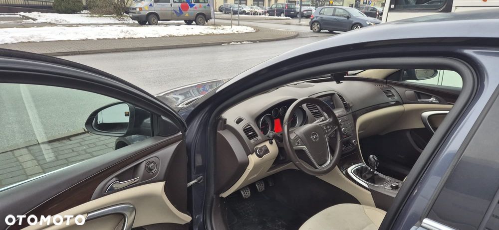Opel Insignia - 14